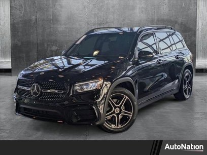 New 2025 Mercedes-Benz GLB 250
