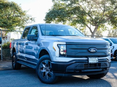 New 2024 Ford F150 Lightning Pro w/ Tow Technology Package