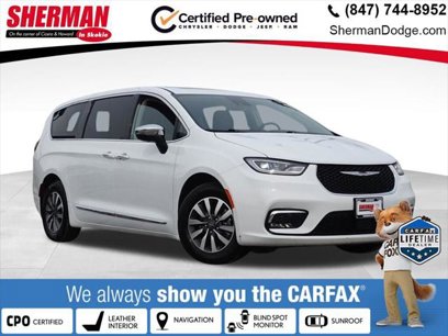Certified 2023 Chrysler Pacifica Limited