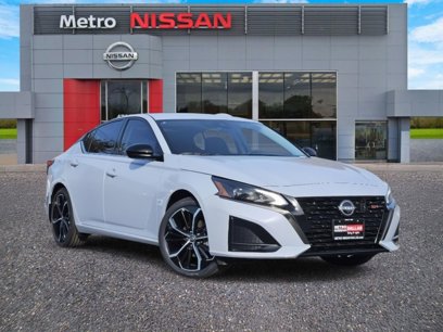 New 2025 Nissan Altima 2.5 SR