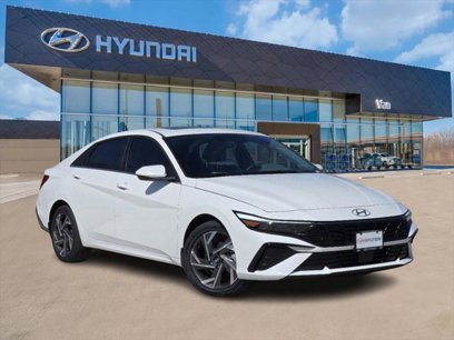 New 2025 Hyundai Elantra SEL