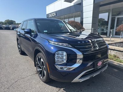 Used 2023 Mitsubishi Outlander SE Black Edition