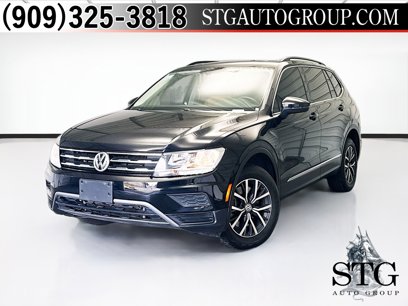 Used 2018 Volkswagen Tiguan SE w/ Panoramic Sunroof Package
