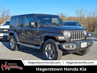 Used 2019 Jeep Wrangler Unlimited Sahara w/ Cold Weather Group