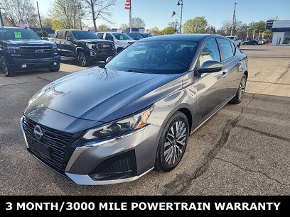 Used 2023 Nissan Altima 2.5 SV