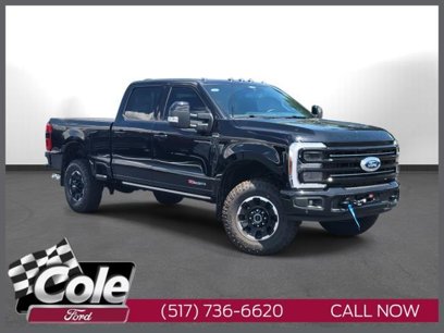 New 2025 Ford F350 Platinum w/ Tremor Off-Road Package