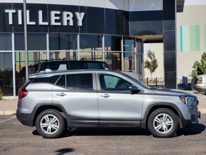 Used 2024 GMC Terrain SLE
