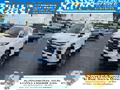 New 2025 Chevrolet Traverse LT w/ Driver Confidence Package