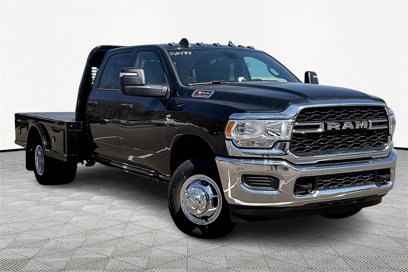 New 2024 RAM 3500 Tradesman w/ Chrome Appearance Group