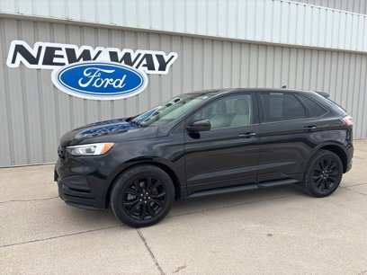Used 2022 Ford Edge SE w/ Black Appearance Package