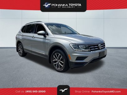 Used 2020 Volkswagen Tiguan SE w/ Panoramic Sunroof Package