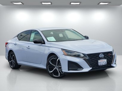 Used 2023 Nissan Altima 2.5 SR