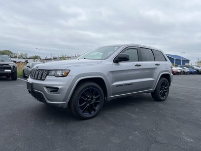 Used 2017 Jeep Grand Cherokee Altitude