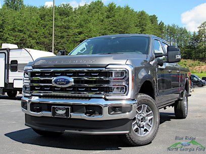 New 2025 Ford F250 Lariat w/ Lariat Ultimate Package