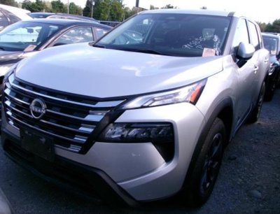 Used 2024 Nissan Rogue SV