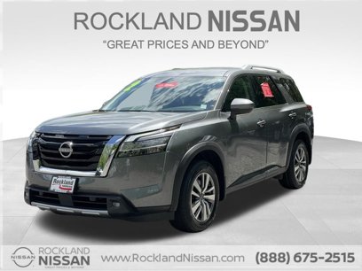 Certified 2022 Nissan Pathfinder SL