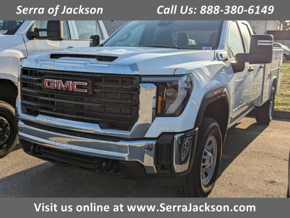 New 2025 GMC Sierra 3500 Pro w/ Convenience Package
