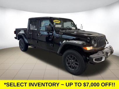 New 2025 Jeep Gladiator Sport