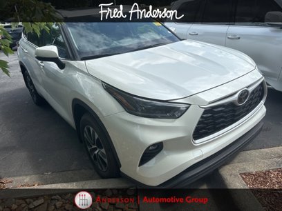Used 2021 Toyota Highlander XLE