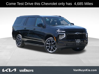 Used 2025 Chevrolet Suburban RST