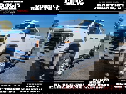 New 2025 GMC Sierra 2500 Pro w/ Convenience Package