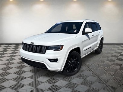 Used 2020 Jeep Grand Cherokee Altitude