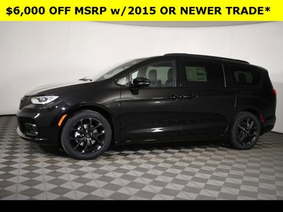 New 2025 Chrysler Pacifica Limited