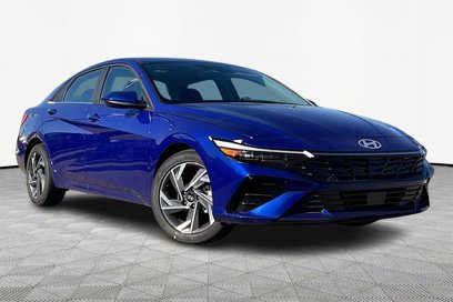 Used 2025 Hyundai Elantra SEL