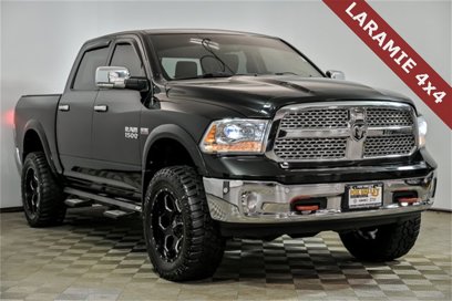Used 2014 RAM 1500 Laramie w/ Convenience Group