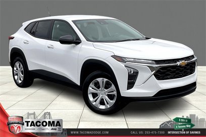 Used 2025 Chevrolet Trax LS