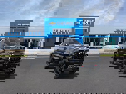 New 2023 Chevrolet Silverado 1500 ZR2 w/ Technology Package