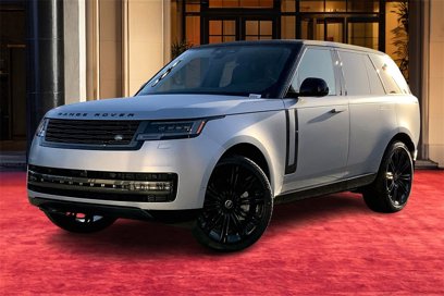 New 2025 Land Rover Range Rover SE