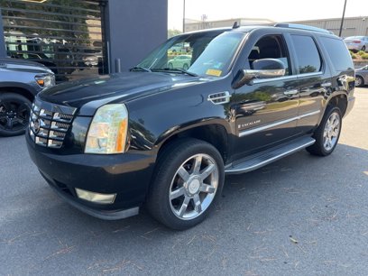 Used 2007 Cadillac Escalade AWD w/ Climate Package