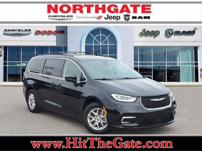 Used 2022 Chrysler Pacifica Touring-L