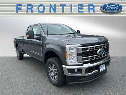 New 2025 Ford F350 XLT
