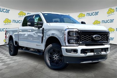 New 2025 Ford F250 Lariat w/ Black Appearance Package