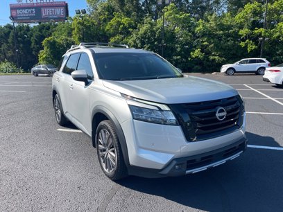 Used 2022 Nissan Pathfinder SL w/ SL Premium Package