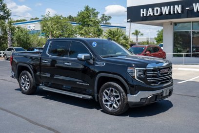 Certified 2022 GMC Sierra 1500 SLT w/ SLT Convenience Package
