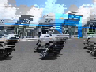 New 2025 Chevrolet Silverado 2500 Custom w/ Custom Value Package