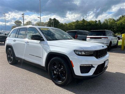 Used 2024 Jeep Grand Cherokee Limited w/ Luxury Tech Group II