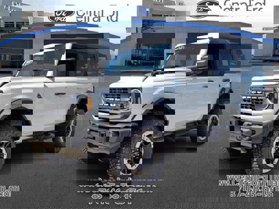 New 2024 Ford Bronco Black Diamond w/ Sasquatch Package