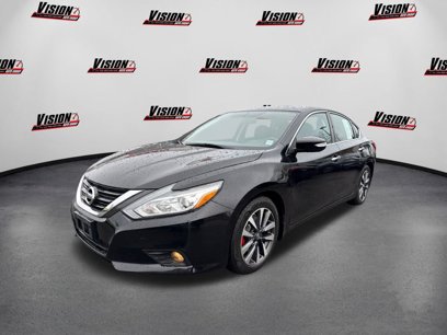 Used 2016 Nissan Altima 2.5 SL w/ Moonroof Package