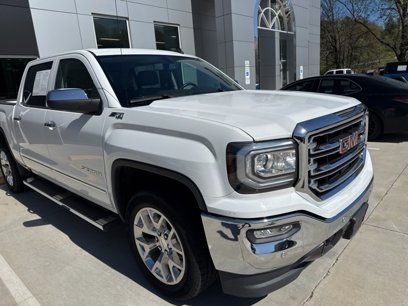 Used 2017 GMC Sierra 1500 SLT w/ SLT Premium Package