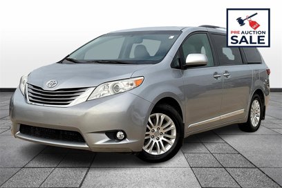Used 2017 Toyota Sienna XLE