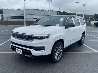 New 2024 Jeep Grand Wagoneer L 4WD w/ Rear Seat Video Group 1