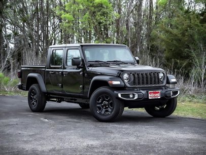 New 2025 Jeep Gladiator Sport
