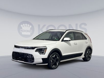 Used 2023 Kia Niro Wave w/ Wave Preserve Package