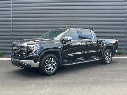 Used 2024 GMC Sierra 1500 SLT w/ SLT Premium Plus Package