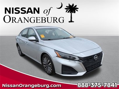 Used 2023 Nissan Altima 2.5 SV w/ SV Premium Package