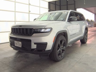 Used 2023 Jeep Grand Cherokee L Laredo